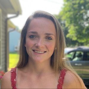 Meet your Posher, Abby